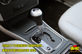 2009款奔驰B200时尚型试驾