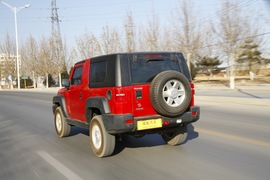 2014款北京汽车北京40深度测试实拍