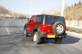 2014款北京汽车北京40深度测试实拍