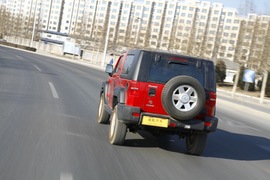 2014款北京汽车北京40深度测试实拍