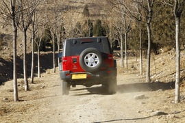 2014款北京汽车北京40深度测试实拍