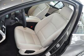 2014款宝马525Li豪华设计套装