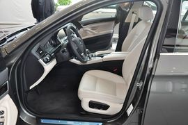 2014款宝马525Li豪华设计套装