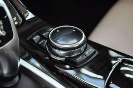 2014款宝马525Li豪华设计套装