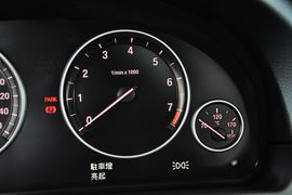 2014款宝马525Li豪华设计套装