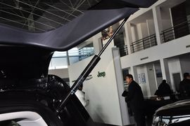 2014款Jeep自由客2.4L豪华导航版