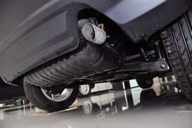 2014款Jeep自由客2.4L豪华导航版