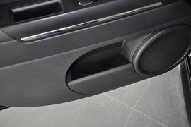 2014款Jeep自由客2.4L豪华导航版