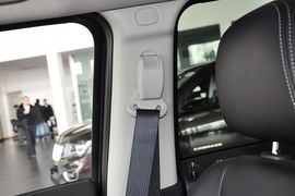 2014款Jeep自由客2.4L豪华导航版