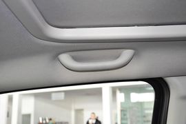 2014款Jeep自由客2.4L豪华导航版