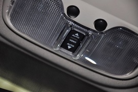 2014款Jeep自由客2.4L豪华导航版