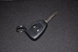 2014款Jeep自由客2.4L豪华导航版