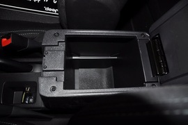 2014款Jeep自由客2.4L豪华导航版