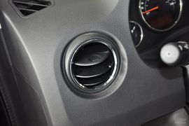 2014款Jeep自由客2.4L豪华导航版