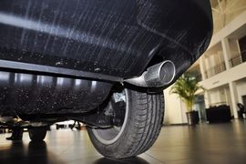 2014款Jeep指南者2.0L两驱豪华版