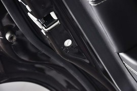 2014款Jeep指南者2.0L两驱豪华版