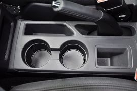 2014款Jeep指南者2.0L两驱豪华版
