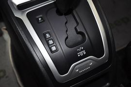 2014款Jeep指南者2.0L两驱豪华版