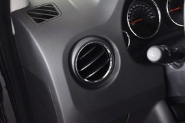 2014款Jeep指南者2.0L两驱豪华版