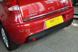 2013款雪铁龙世嘉两厢1.6L自动乐尚型