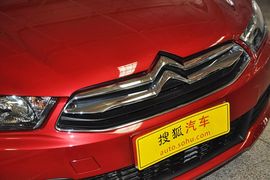 2013款雪铁龙世嘉两厢1.6L自动乐尚型