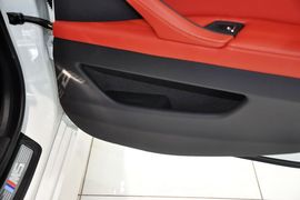 2014款宝马M5马年限量版