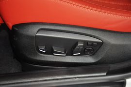 2014款宝马M5马年限量版