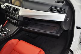 2014款宝马M5马年限量版