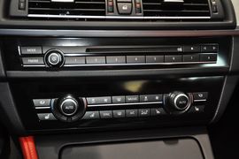 2014款宝马M5马年限量版