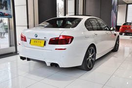 2014款宝马M5马年限量版