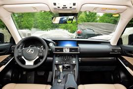 2017款雷克萨斯IS300