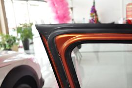 2013款东风风神H30