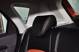 2013款东风风神H30