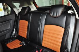 2013款东风风神H30