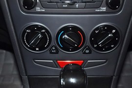 2013款东风风神H30