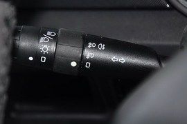 2013款东风风神H30