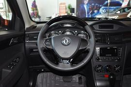 2013款东风风神H30