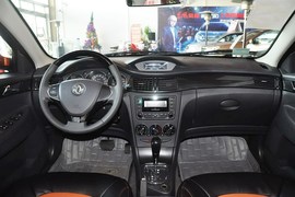 2013款东风风神H30