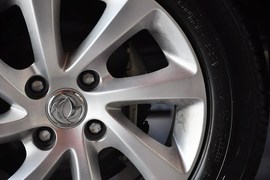 2013款东风风神S30