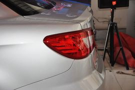 2013款东风风神S30