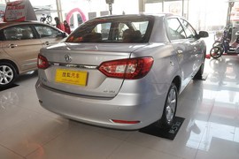 2013款东风风神S30