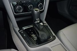 2014款斯柯达速派1.8TSI