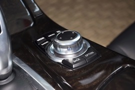 2014款宝马525Li领先型