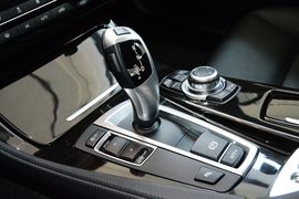 2014款宝马525Li领先型