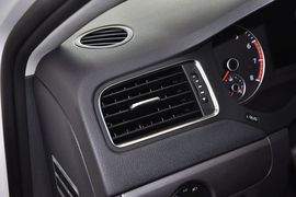 2014款大众速腾1.4TSI手动时尚型
