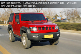 2014款北京汽车北京40动态测试配图