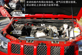 2014款北京汽车北京40动态测试配图