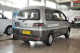 2014款东风风行菱智M3