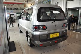 2014款东风风行菱智M3