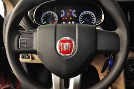 2012款菲亚特菲翔1.4T自动悦享版